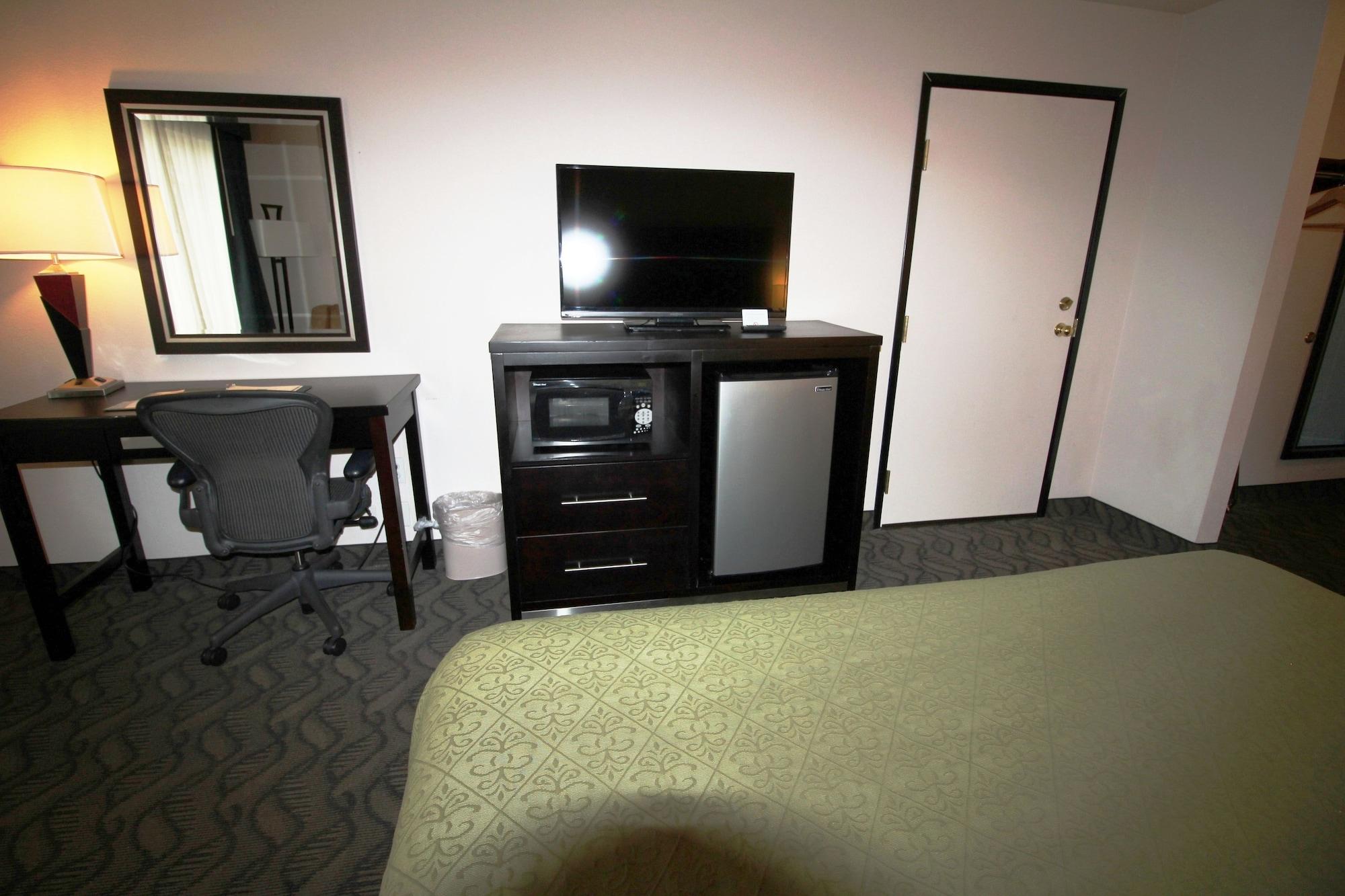 Quality Inn & Suites Airport West Salt Lake City Exterior foto