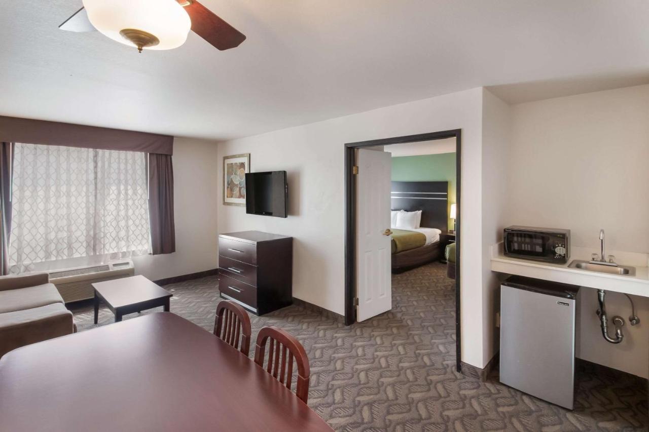 Quality Inn & Suites Airport West Salt Lake City Exterior foto