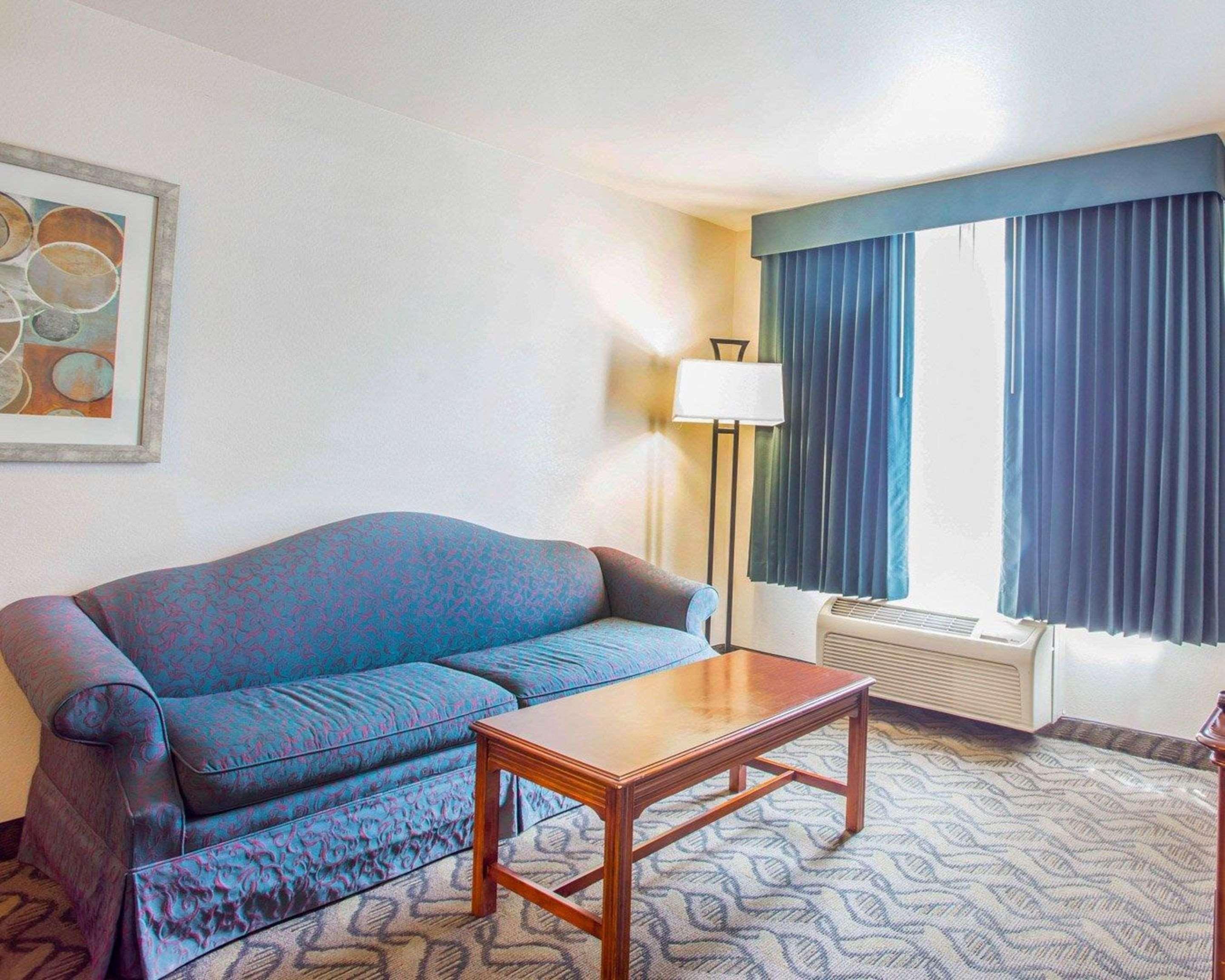 Quality Inn & Suites Airport West Salt Lake City Exterior foto