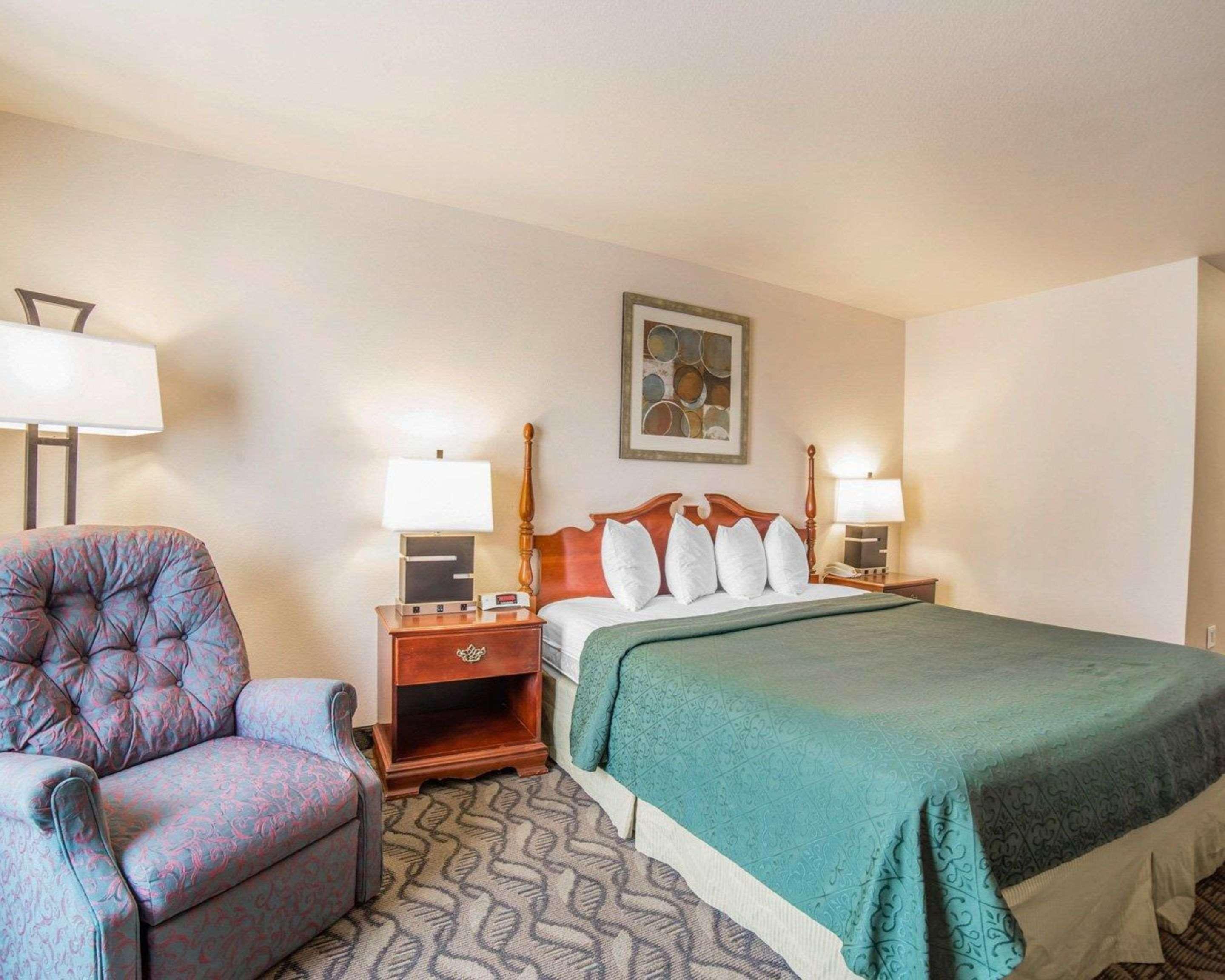 Quality Inn & Suites Airport West Salt Lake City Exterior foto